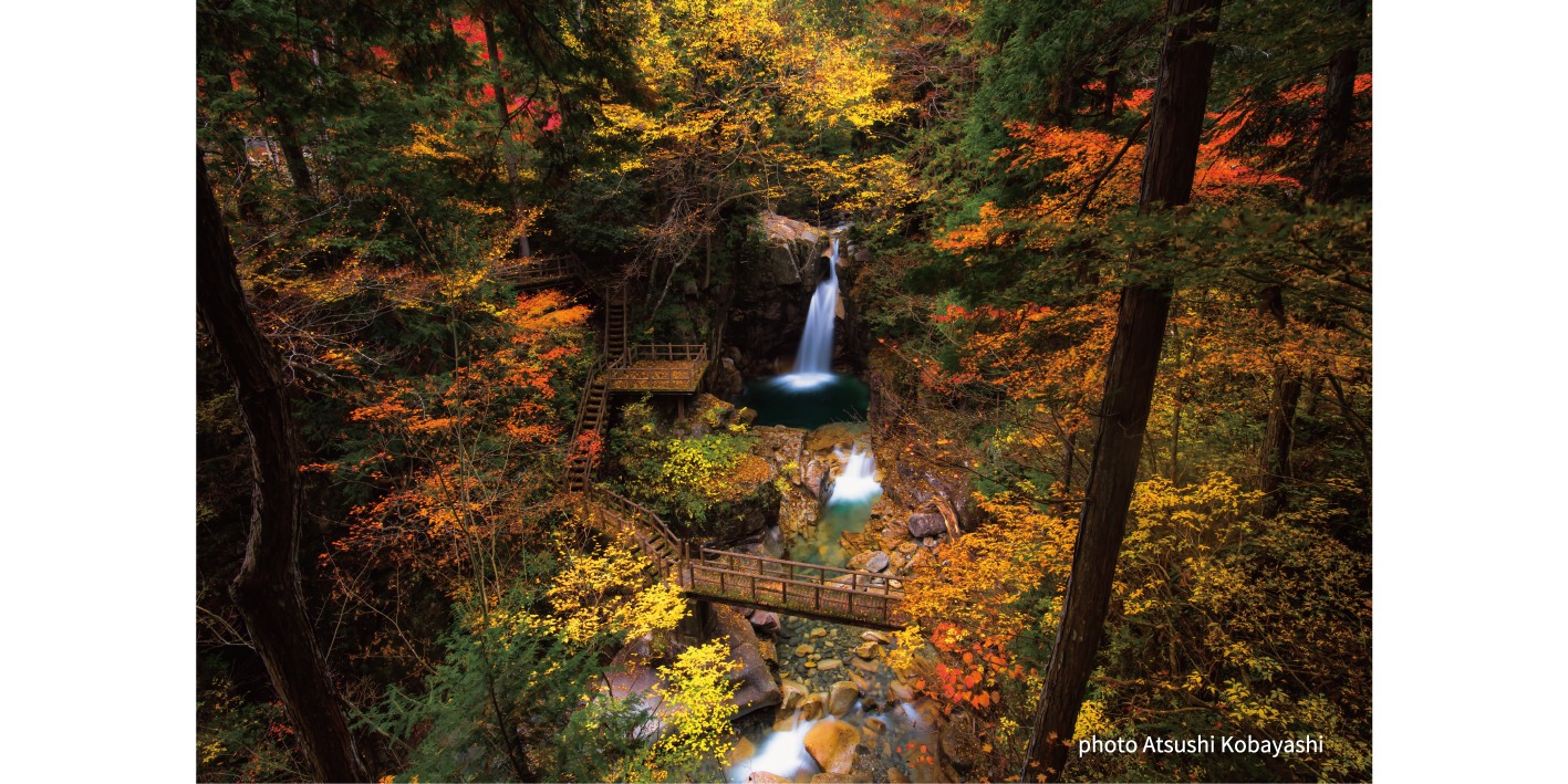 地元フォトグラファー厳選！岐阜県の絶景紅葉６選