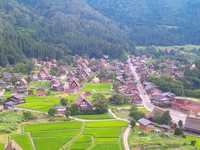 白川村