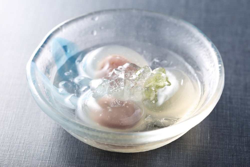 清流の地ならではの水まんじゅう