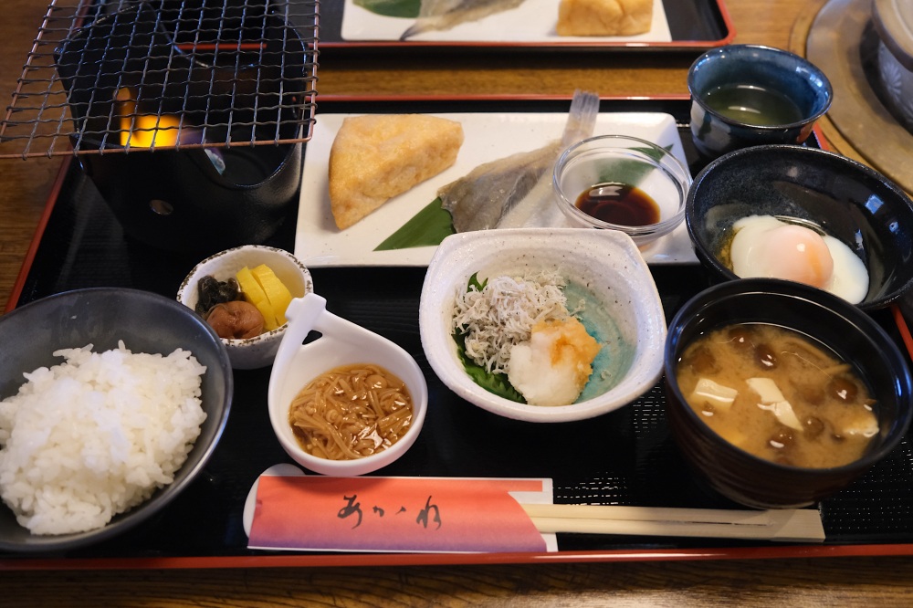 シンプルなご飯とおかずというぜいたく