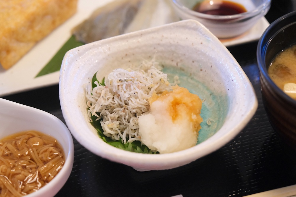 しらすおろしで朝を爽やかに