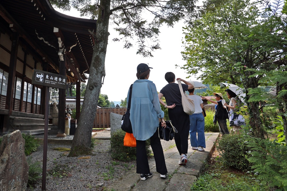 洞雲院へ到着。