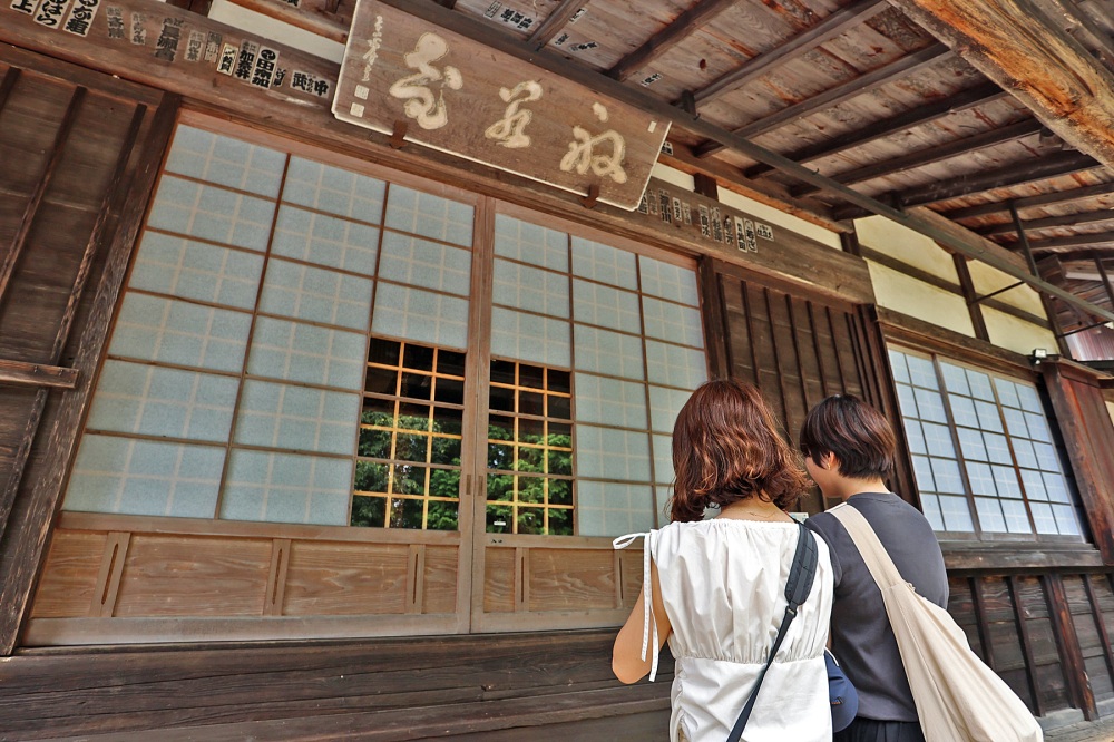 大隆寺本堂に手を合わせました。