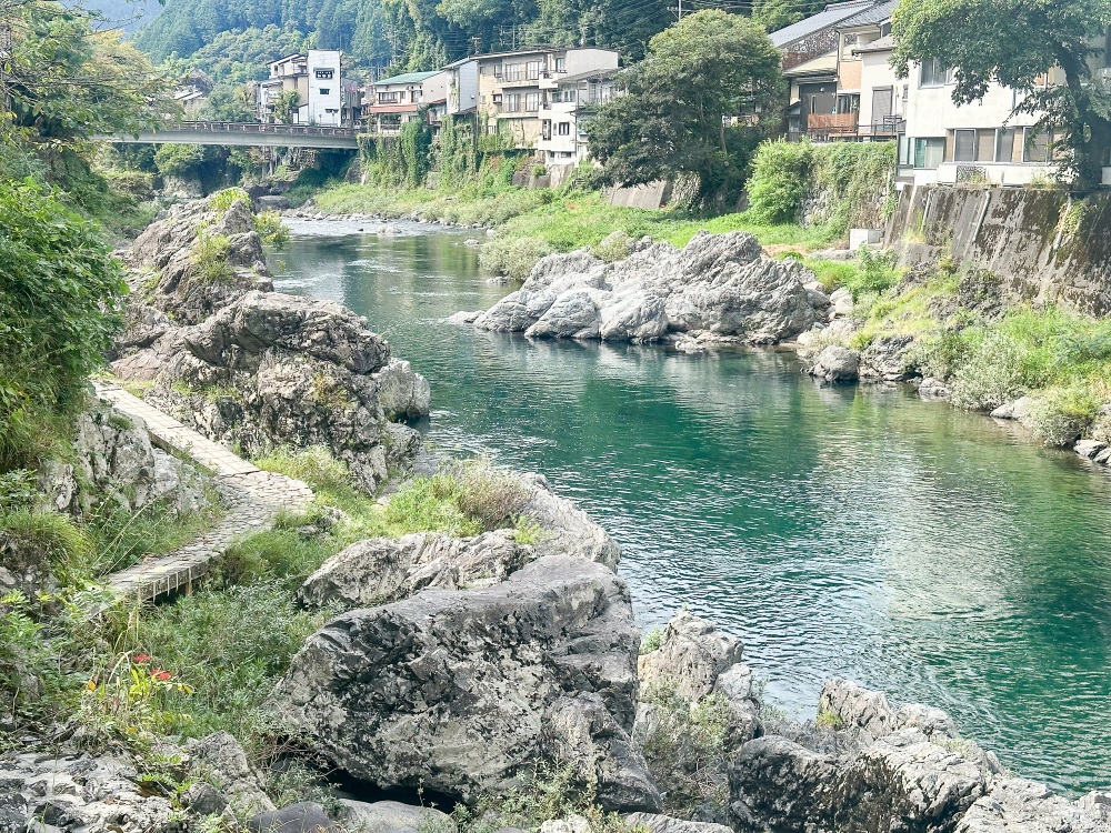 映画に映っていた岩場
