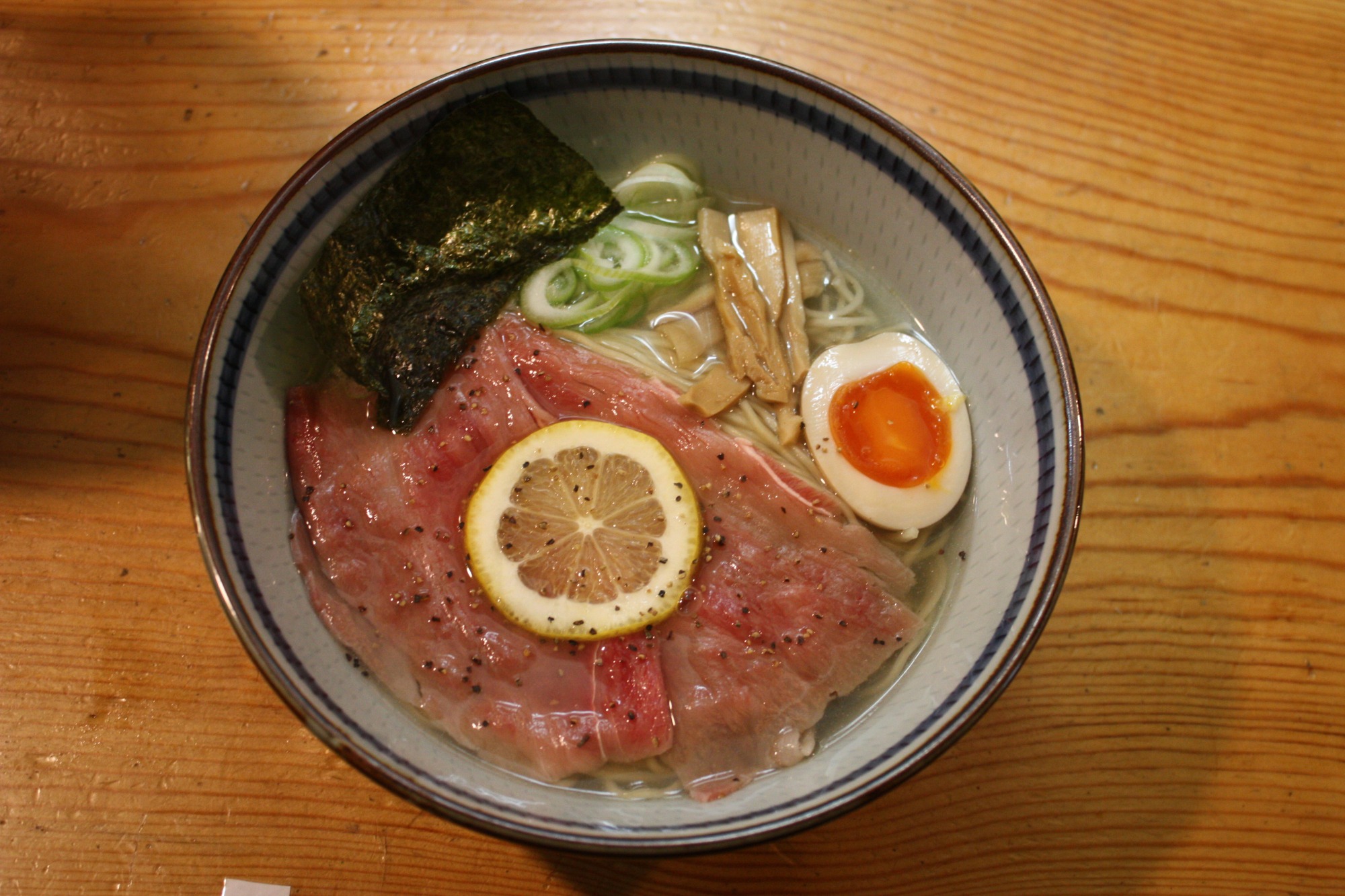 中華そば専門店 М(エム)のA5飛騨牛とび肉(50g)塩そば