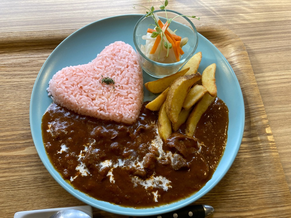 ピンクバターハヤシライス