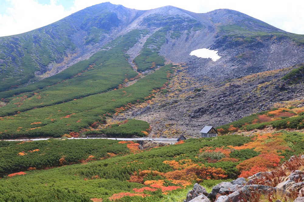 紅葉彩る9月下旬の「乗鞍岳」
