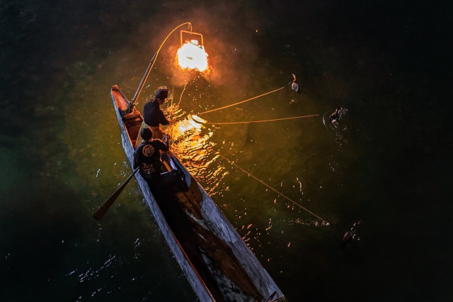 秋はなお旅情的な小瀬鵜飼