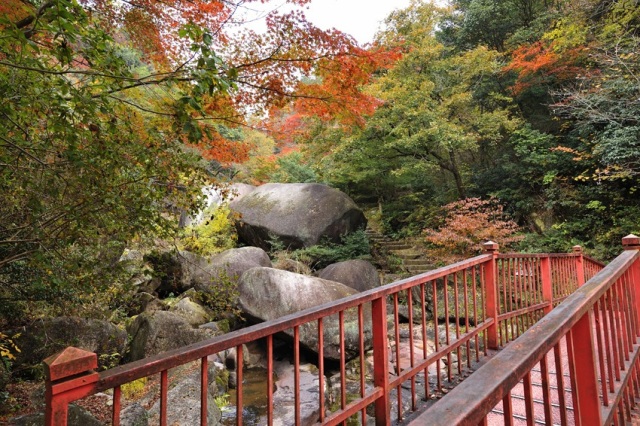 鬼岩公園の紅葉