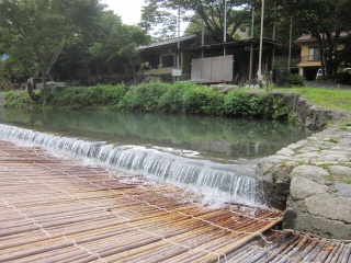 坂内やな　清流荘