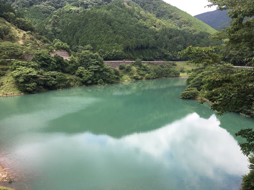 明神湖 観光スポット 岐阜県観光公式サイト 岐阜の旅ガイド
