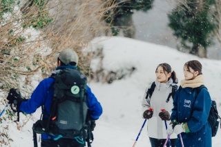 猟師と歩く冬の種蔵（スノーシューツアー）